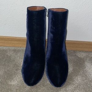 Lucky Brand Women's Wesson Ankle Boot - Midnight Blue Size Women’s 9.5M